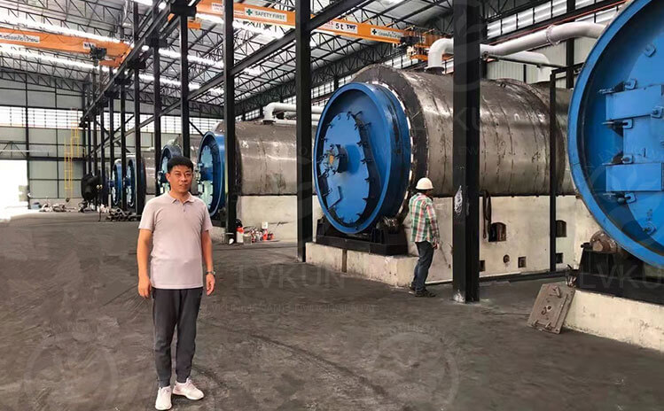 Batch Tire Plastic Pyrolysis Plant