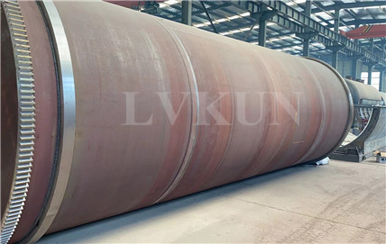 Tire pyrolysis plant